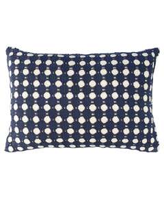 Купить Чехол на подушку из хлопка polka dots темно-синего цвета из коллекции essential, 40x60 см в Астане и по всему Казахстану.Чехол на подушку из хлопка polka dots темно-синего цвета из коллекции essential, 40x60 см